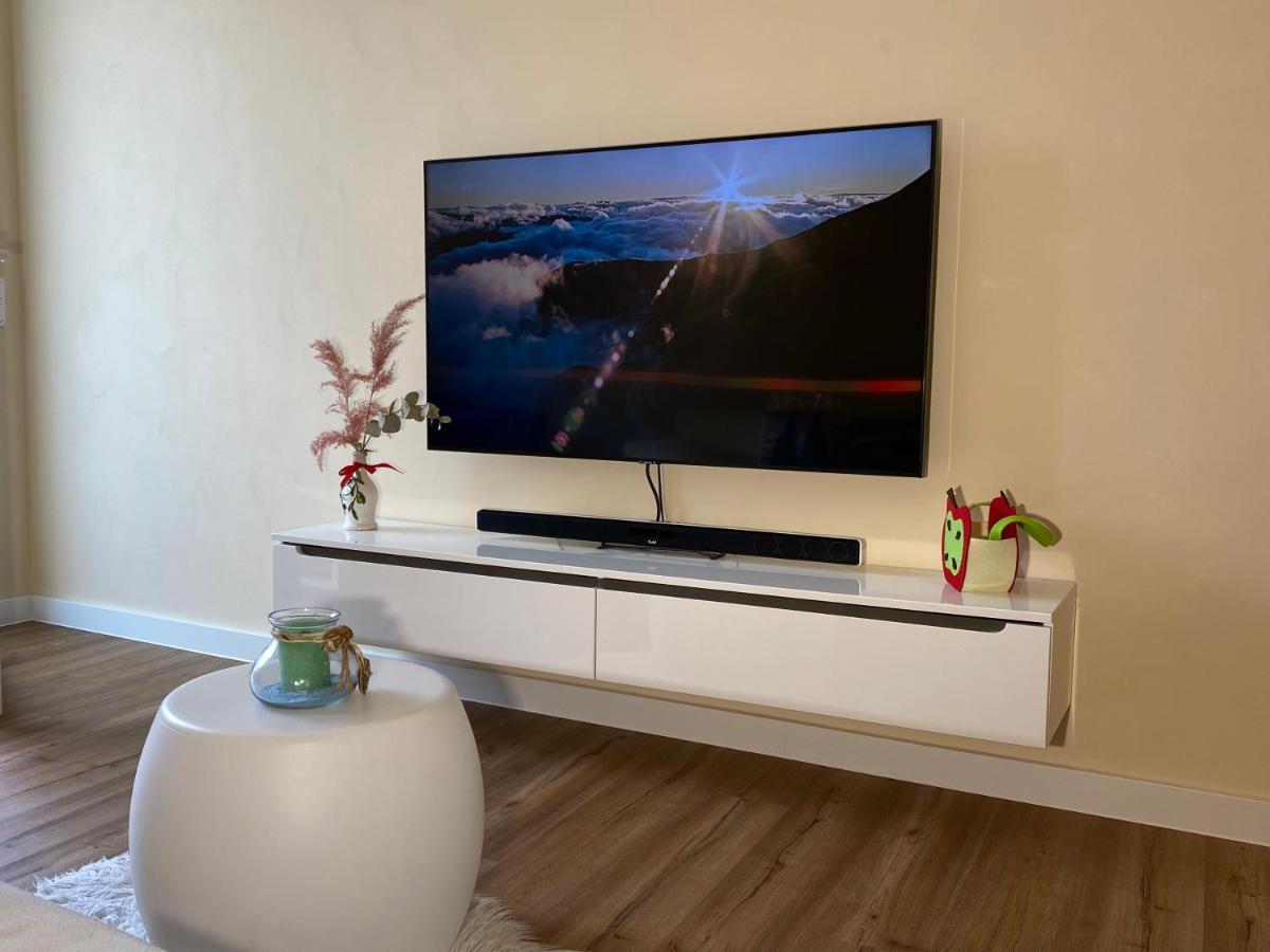 Apartment Am Schloss Брюль Экстерьер фото